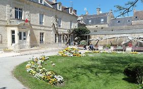 50 M2 De Charme Au Coeur Des Plaisirs De La Cote